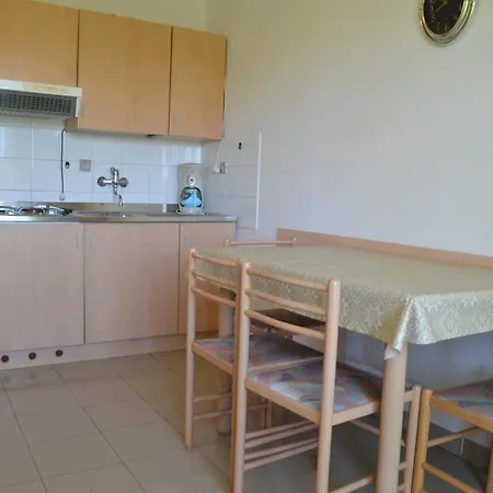 Apartment Ana *